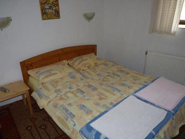 Toni'S Guest House Melnik  Exterior photo